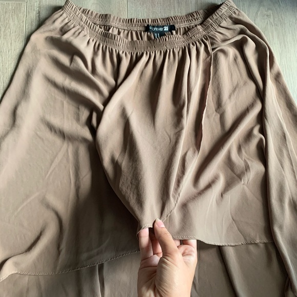 Forever 21 High Low Skirt - Picture 4 of 7